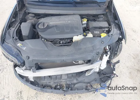 2021 Jeep Cherokee Limited 4X4 from USA, damaged, VIN 1C4PJMDX7MD102243